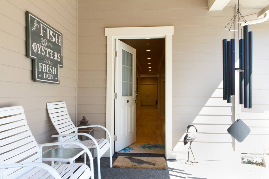 Side door from breeze way leads directly to room. Key code on door allows any hour access.