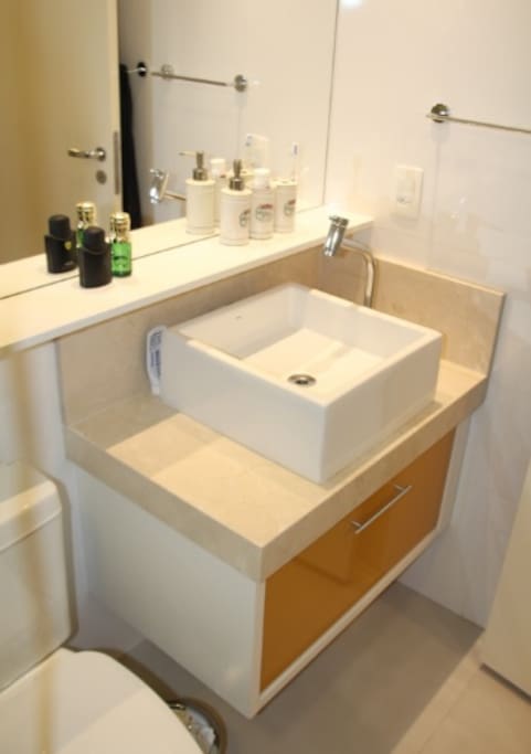 Banheiro - Bathroom