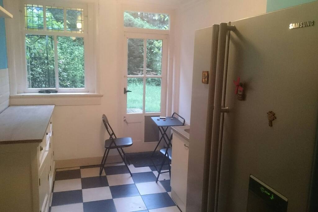 guest-kitchen