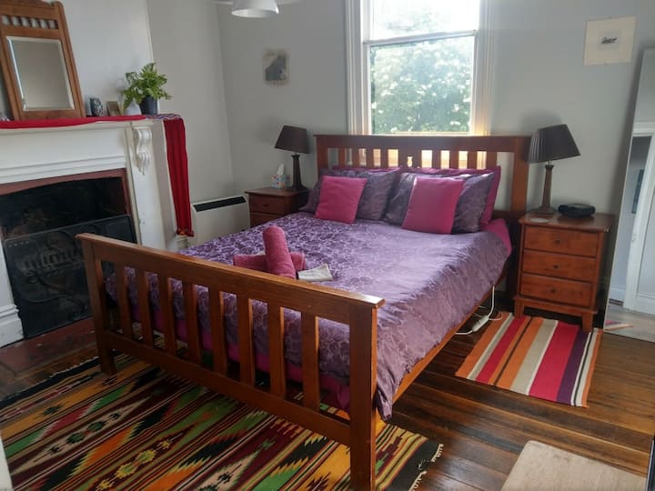 Central Hobart Historic Cottage Houses for Rent in West Hobart