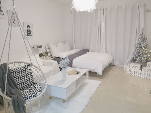 NO3千寻ins极简风巨幕投影/万象城/东门步行街/罗湖口岸直达香港/地王/火车站/红岭站/罗湖中心