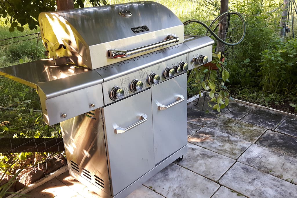 Le BBQ pour votre service... ou le nôtre