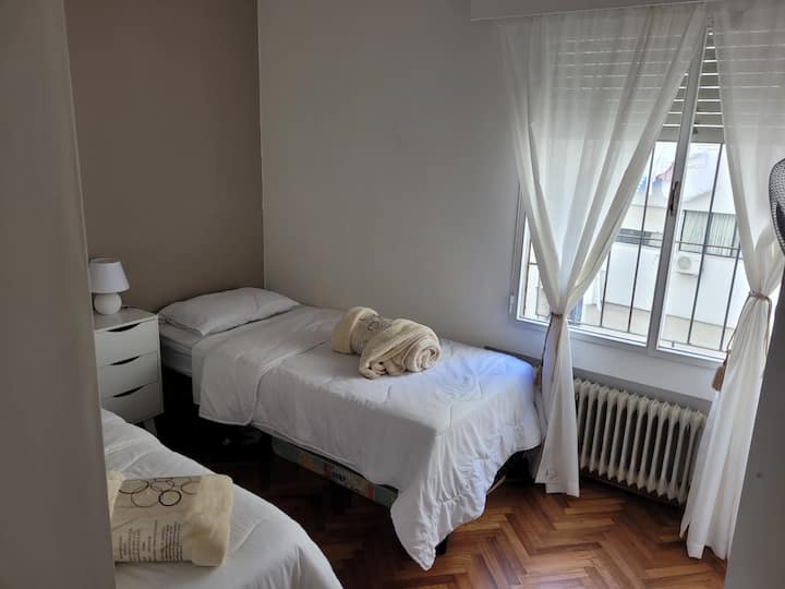 غرفة النوم 2