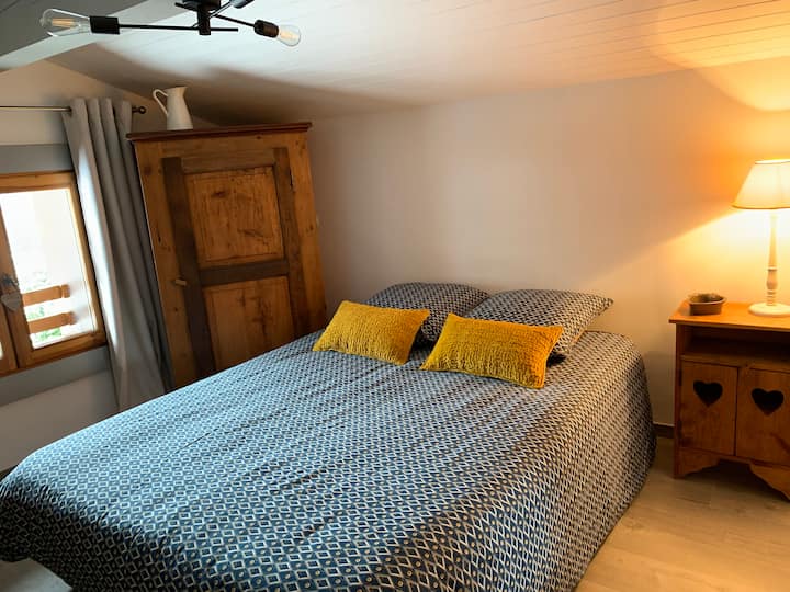 საძინებელი 1