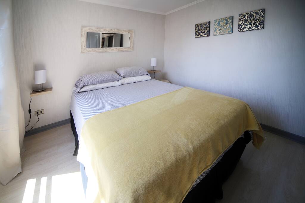 Master Bedroom - Queen Size Bed