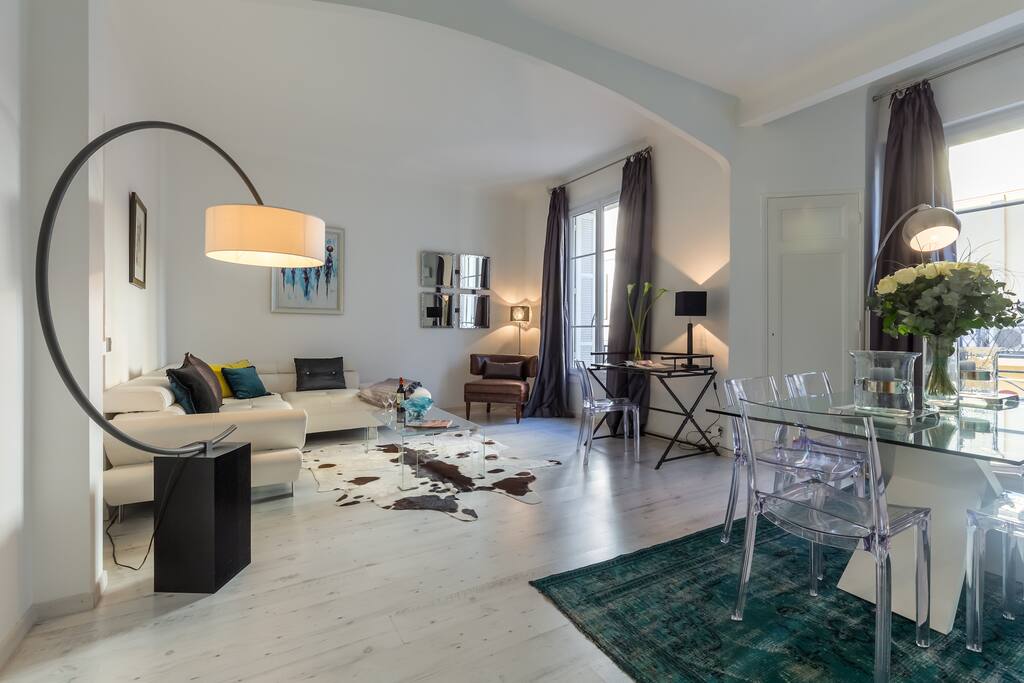 Living and dining area