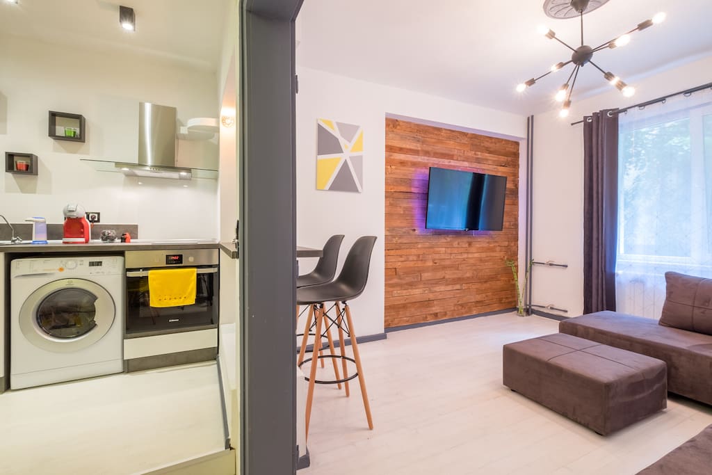 Top center apartment