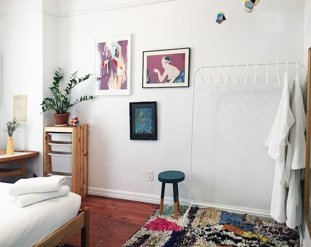 Cute Room in Hip South Williamsburg