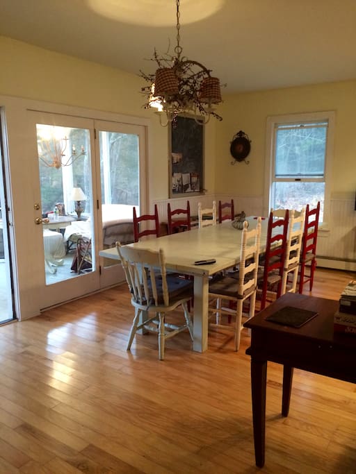 Large dining room table can accommodate 12.