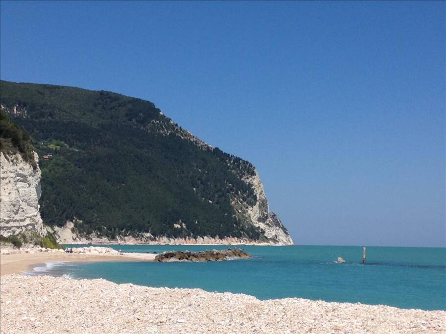 Spiaggia urbani_sanmichele_ Sirolo