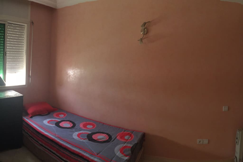 Chambre à coucher N°1