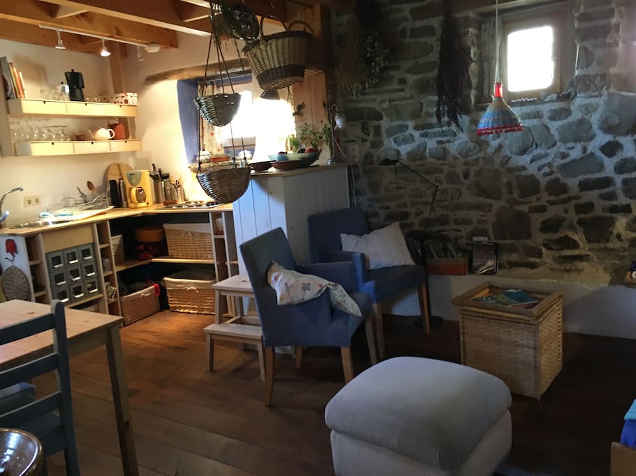 Living & kitchen