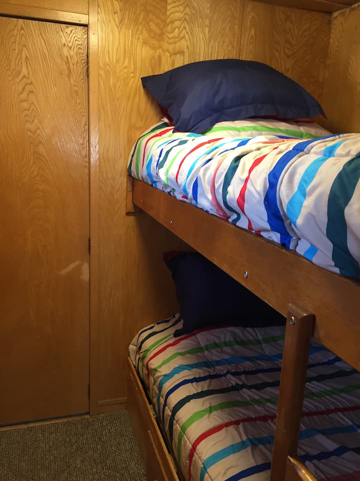 6 Best Airbnb Vacation Rentals Near Great Basin National Park, USA