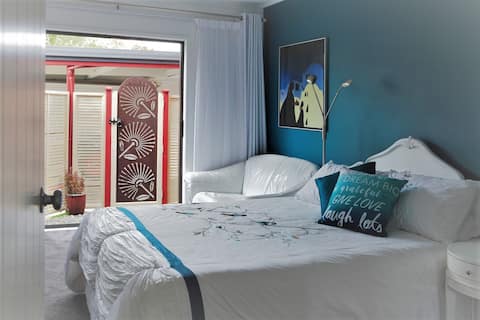 HobsonVilla - Independent Guest Suite.  NthWest AK