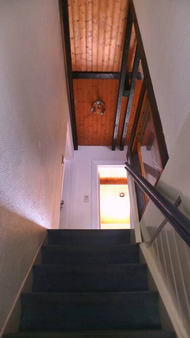 Treppenaufgang in die 1. Etage