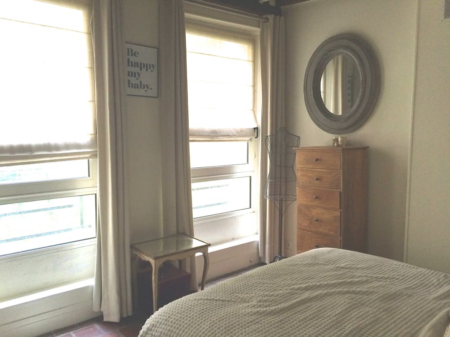 Quiet and cozy bedroom