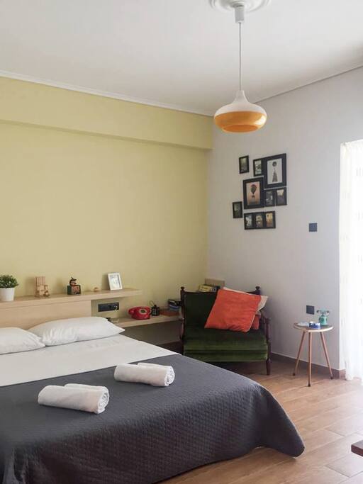 Double-bed