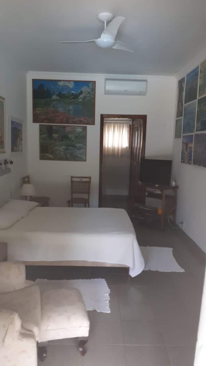 Suite 03