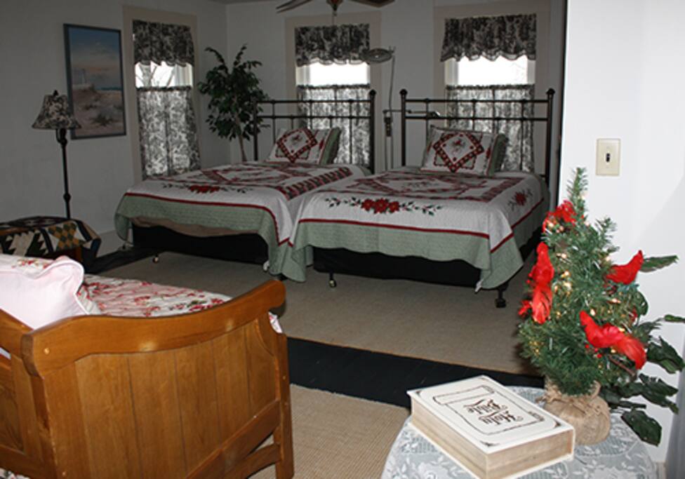 The Cardinal Room- suitable for families