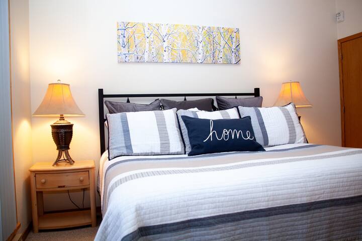 Master bedroom (king) with private bath where you can rest on all new bedding