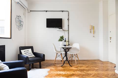 Propiedad de Airbnb exitosa: Studio Aesthetic. The best location in Recoleta en Comuna 2