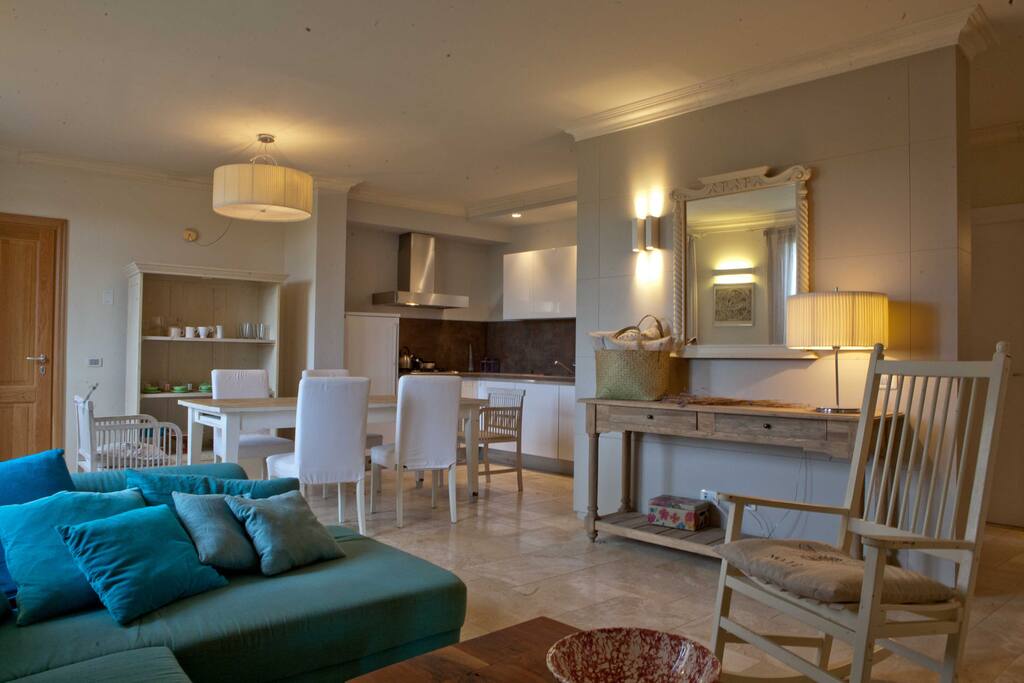 TUSCANY FOREVER RESIDENCE VILLA FAMIGLIA No.1
GROUND FLOOR APARTMENT