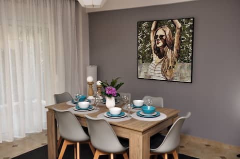 Kalamaria Sunny Home
