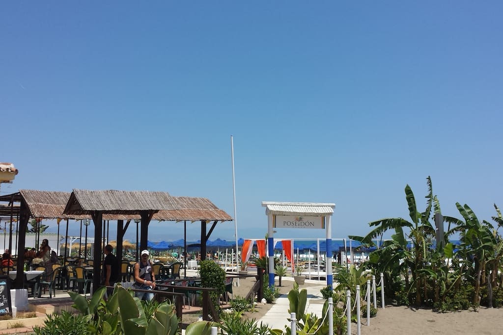 Playa más cercana.
