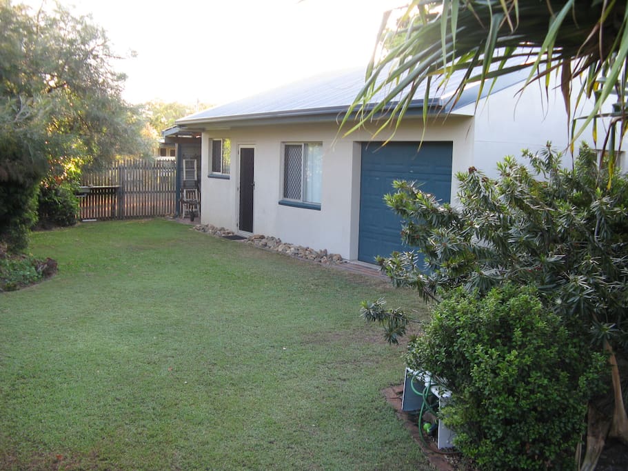Looking at the studio/guesthouse at the rear and to the side of the main house.