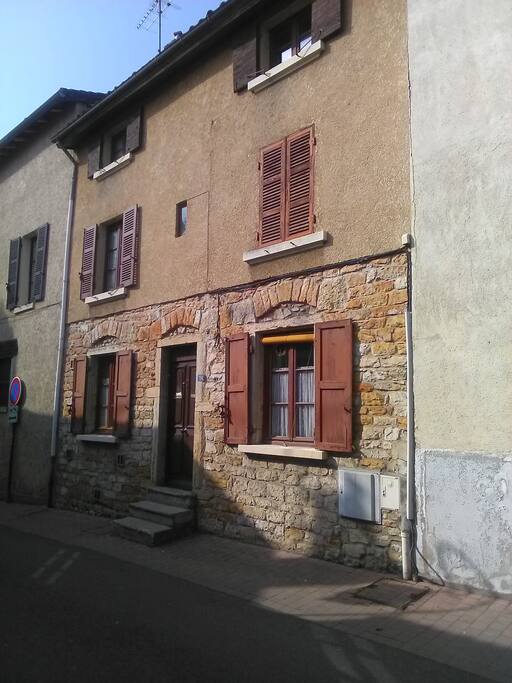 façade côté rue