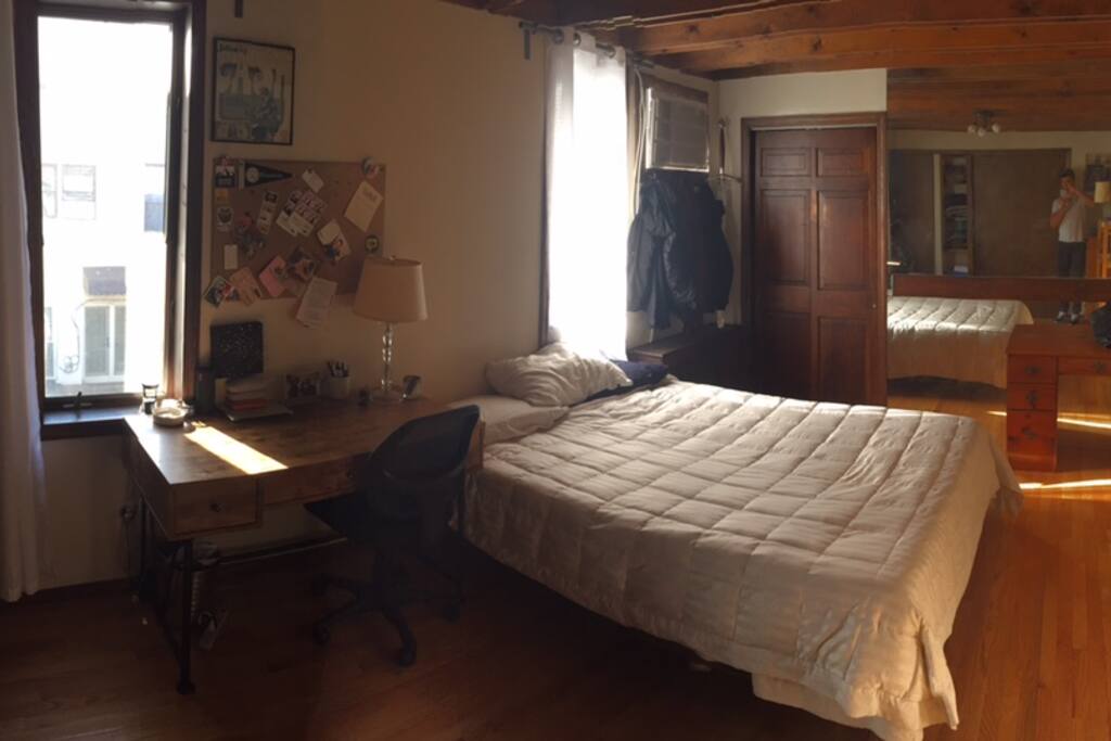 Happy to leave this furnished or make room for your things if you'd like.