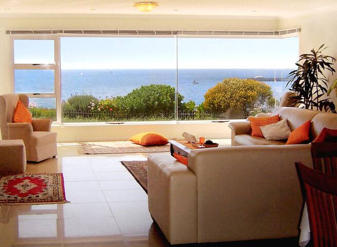 Bay Splendour in Simon’s Town (Self Catering) gallery image 4