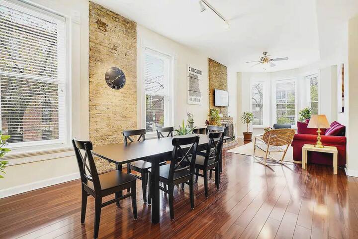 Pets OK | Walk Score 95 | Desk | 1,750ft² |W/D gallery image 4