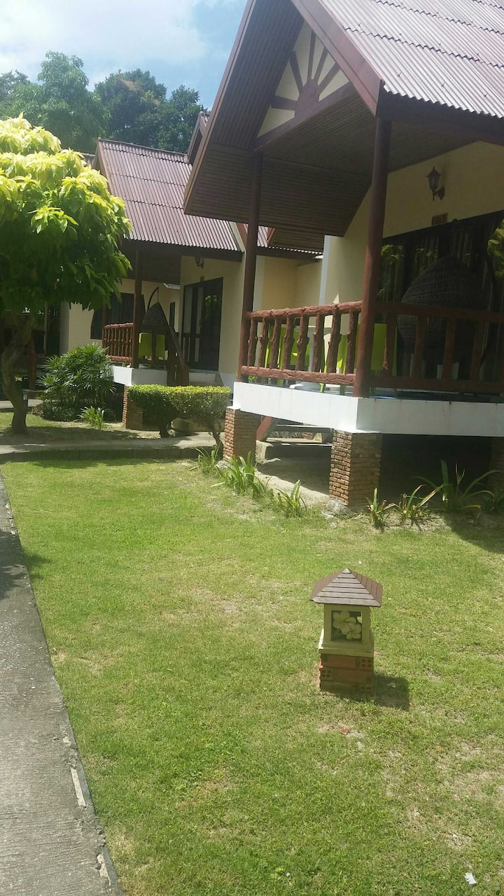 Phi Phi Villa Delak Bangalow