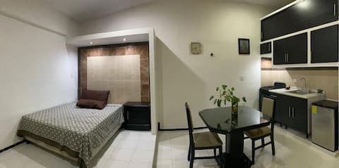 Top performing Airbnb: Excellent location 3, 5.6 km away, Merida Center in Fraccionamiento La Ciudadela