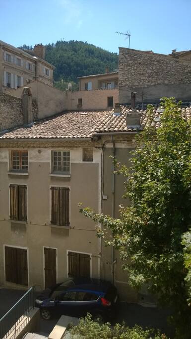 Vu de la chambre sur le molard