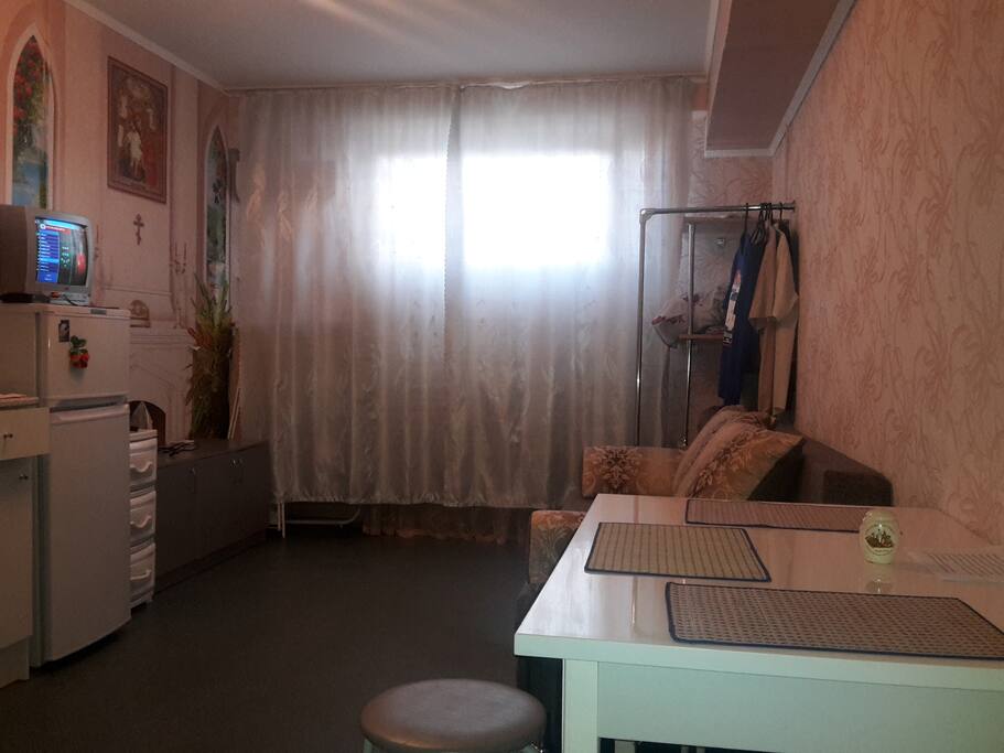Телевизор,20 программ.