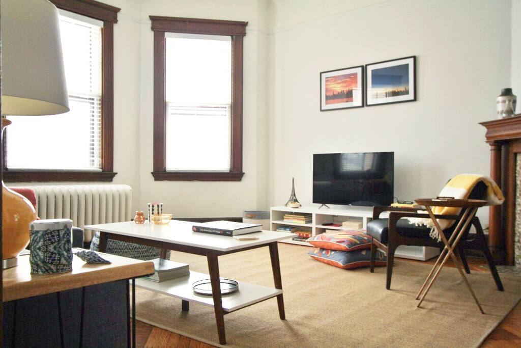 Light-filled Living Room with NYC-scape Views