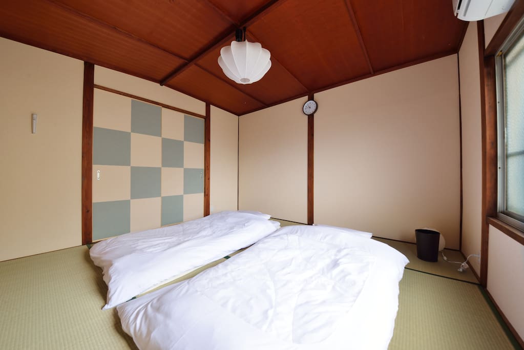Tatami mat Futon beds room for 3 people