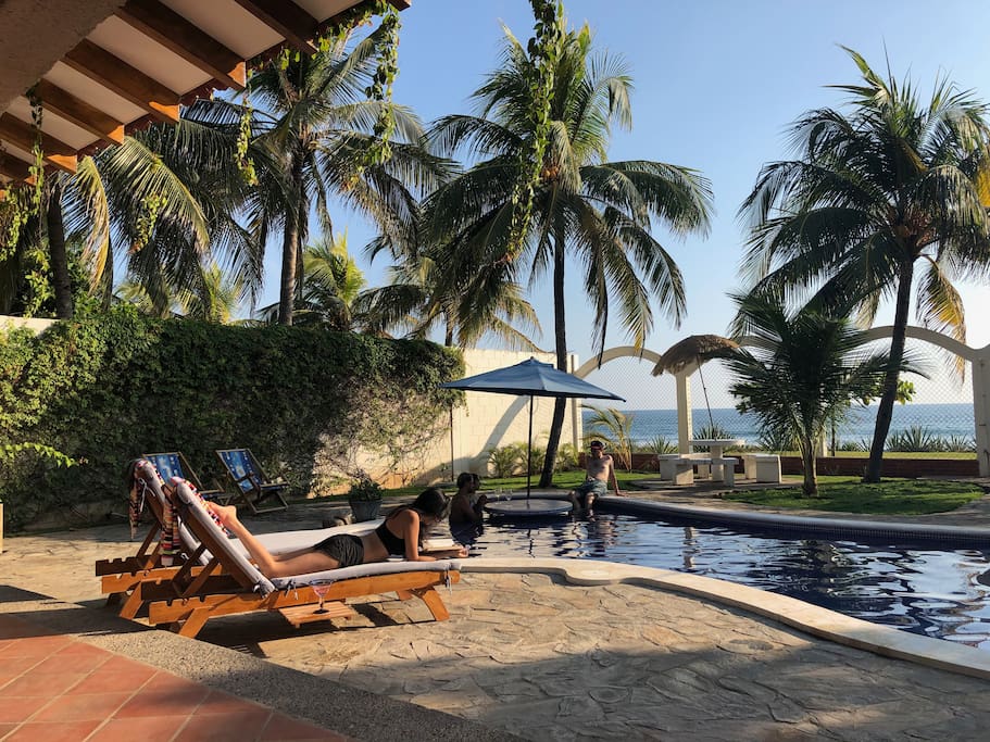 New Private Beachfront Retreat Houses for Rent in Playa Ticuizapa, La