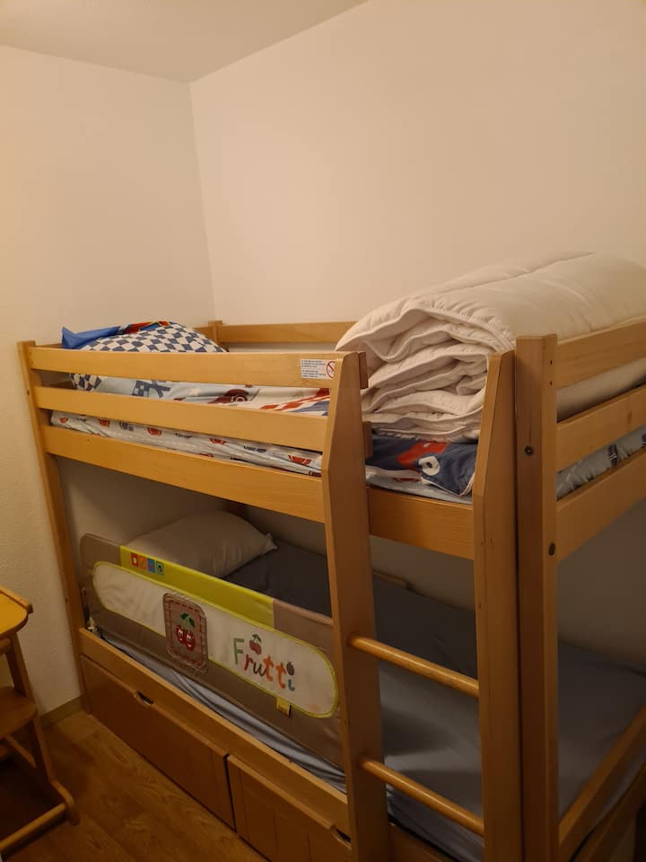 غرفة النوم 2