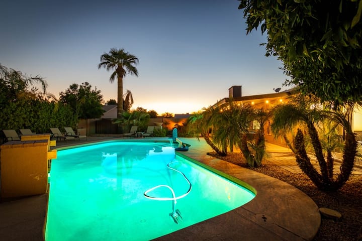 Scottsdalestays 8bdrm Million+ Pool-best Area - Arizona