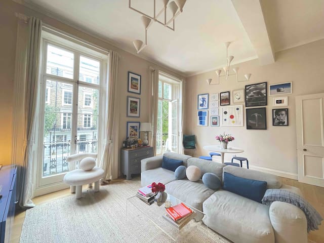 Designers Notting Hill Home w/ Private Terrace