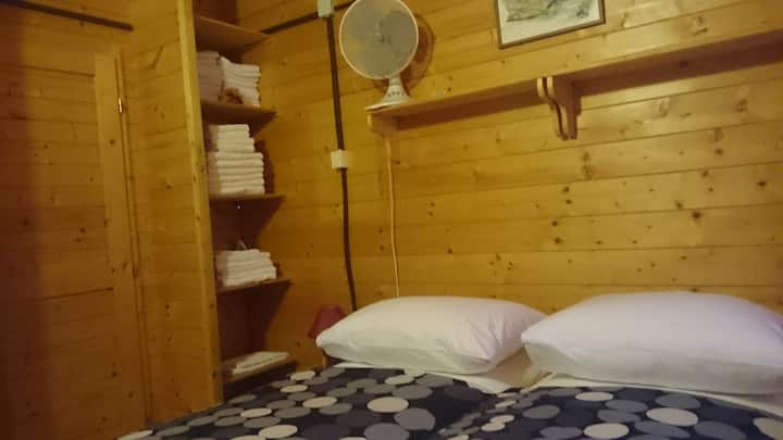 Wooden house for holiday Vidrovaca