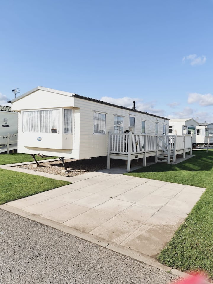 Chapel Saint Leonards Holiday Rentals & Homes England, United Kingdom