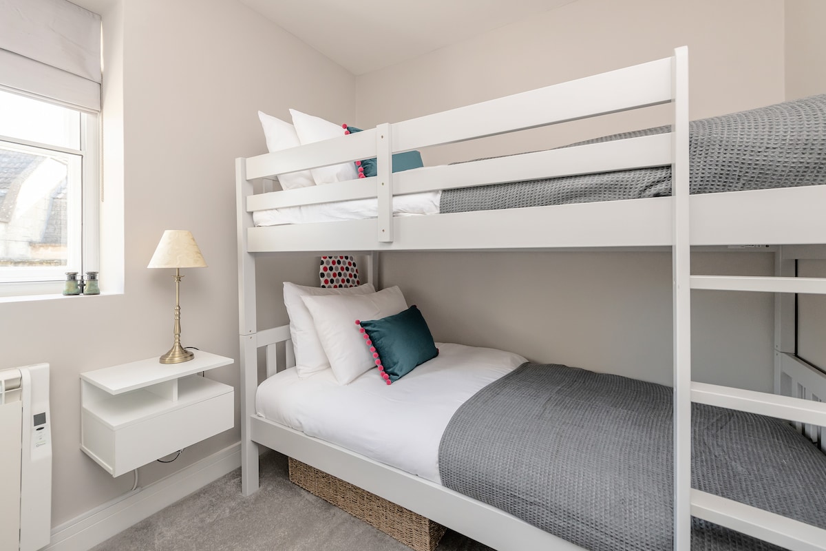 Tweede slaapkamer met stapelbedden