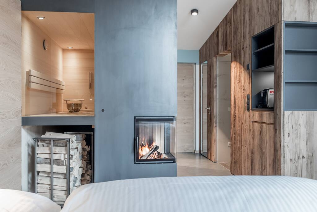 Mondschein Chalet - private Sauna mit Blick nach draußen
