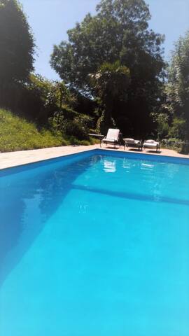 Preciosa casa en un entorno rural gallery image 2