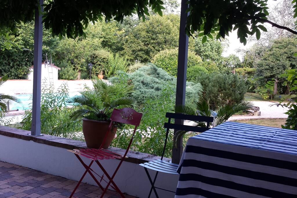 Terrace, overlooking the pool