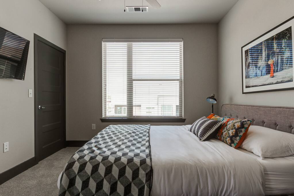 Master bedroom (king)
